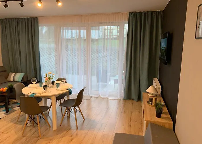 Blu 6 Cetniewo Osada *