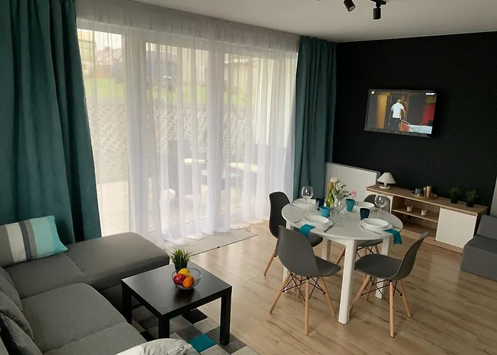 Blu 6 Cetniewo Osada * Władysławowo